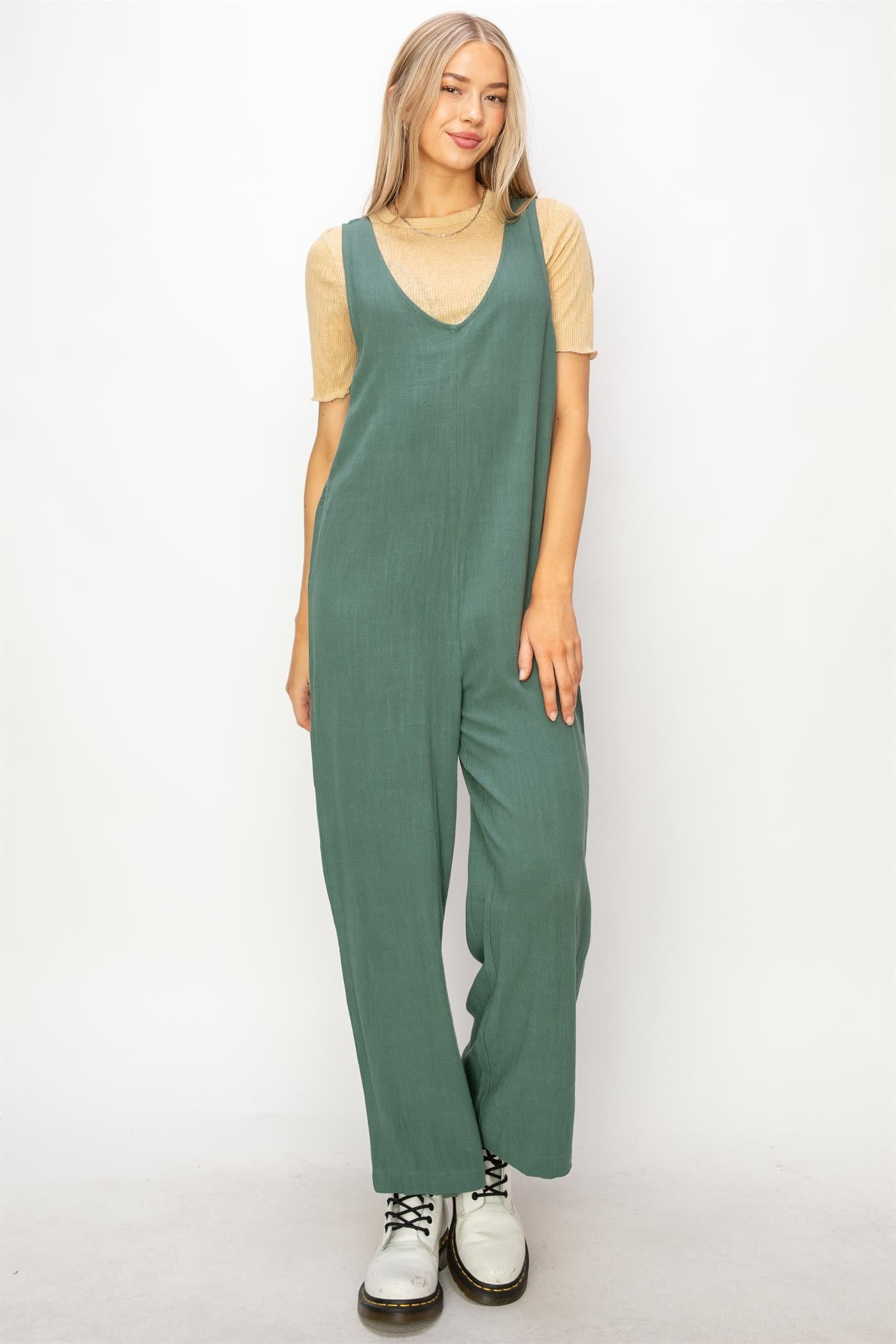 Pre-order Feb 12 SLEEVELESS JUMPSUIT