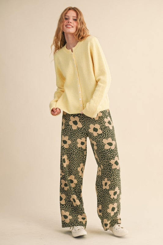 Pre-order Agosto 17 Olive High Waisted Floral Pant