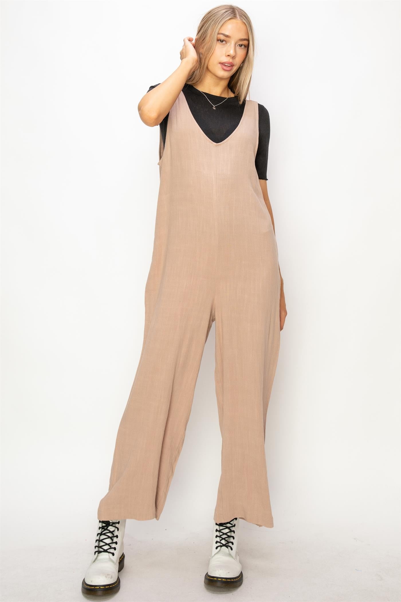 Pre-order Feb 12 SLEEVELESS JUMPSUIT