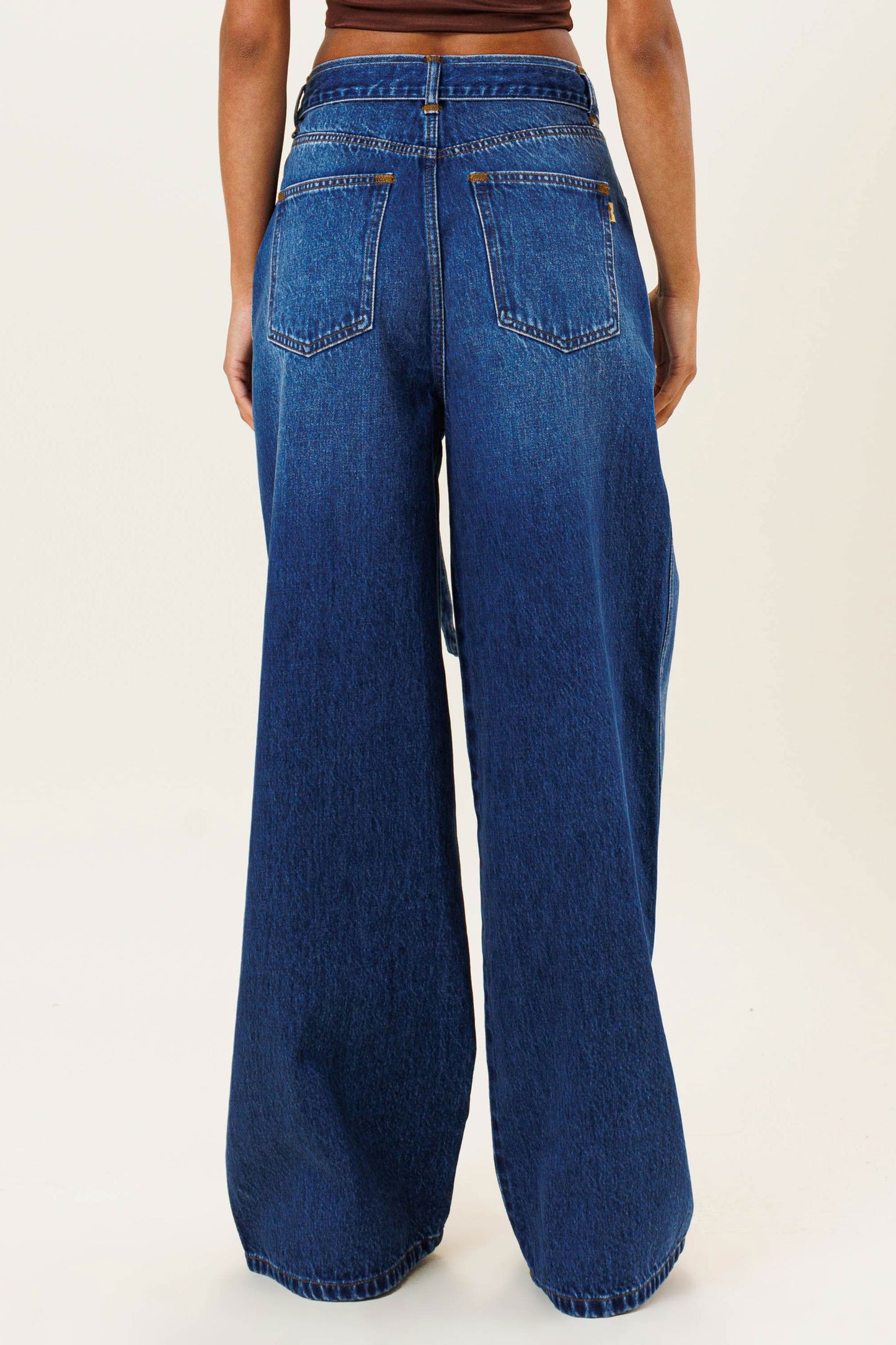 HIGH WAISTED WIDE LEG W BELT DETAIL