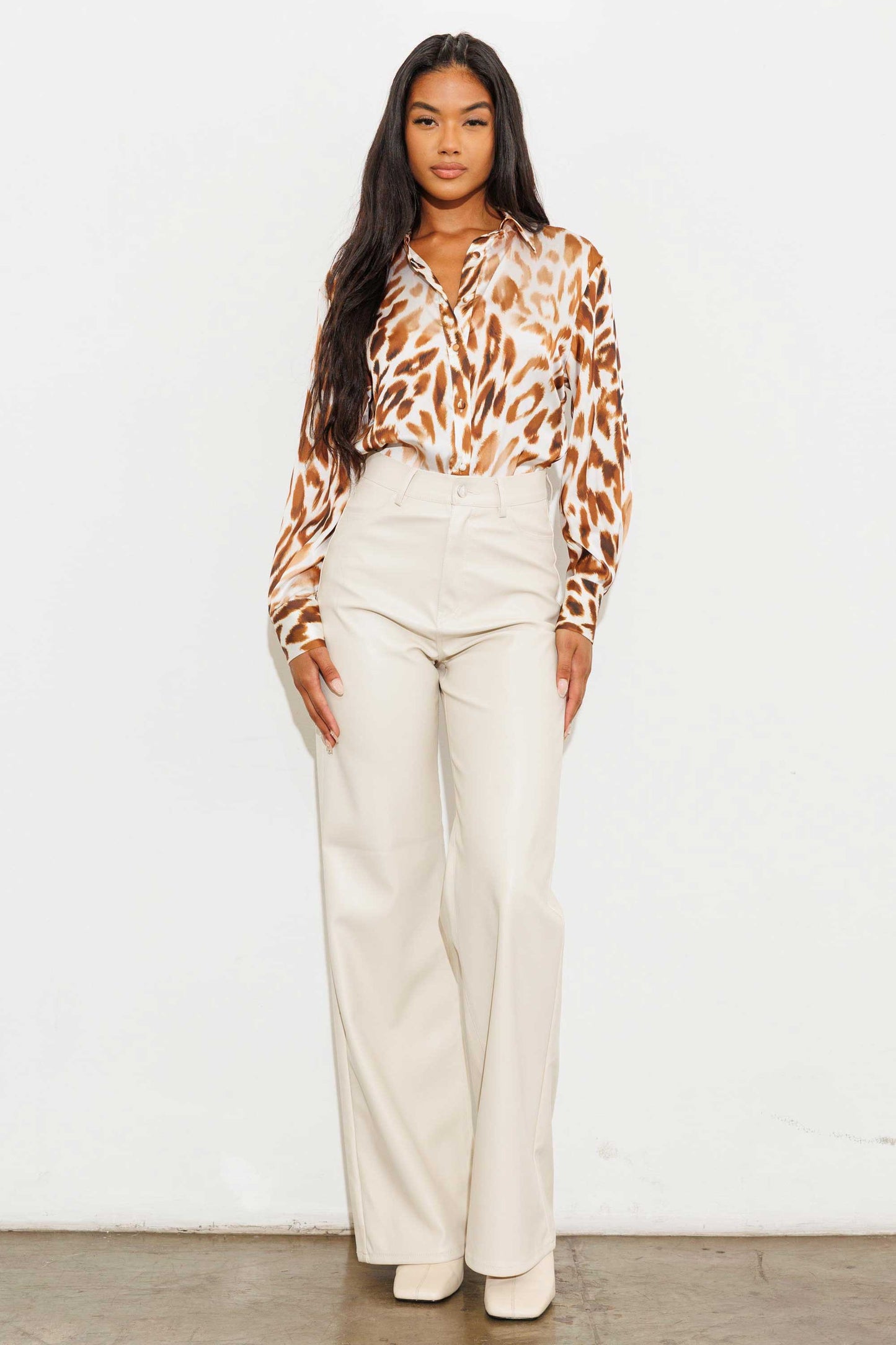 Vibrant VEGAN LEATHER WIDE LEG PANTS