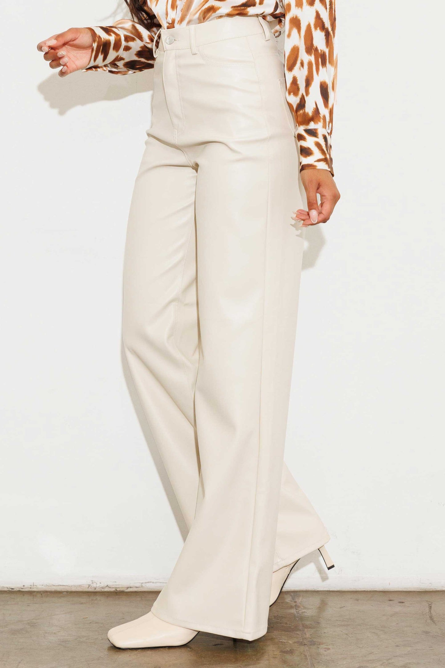 Vibrant VEGAN LEATHER WIDE LEG PANTS