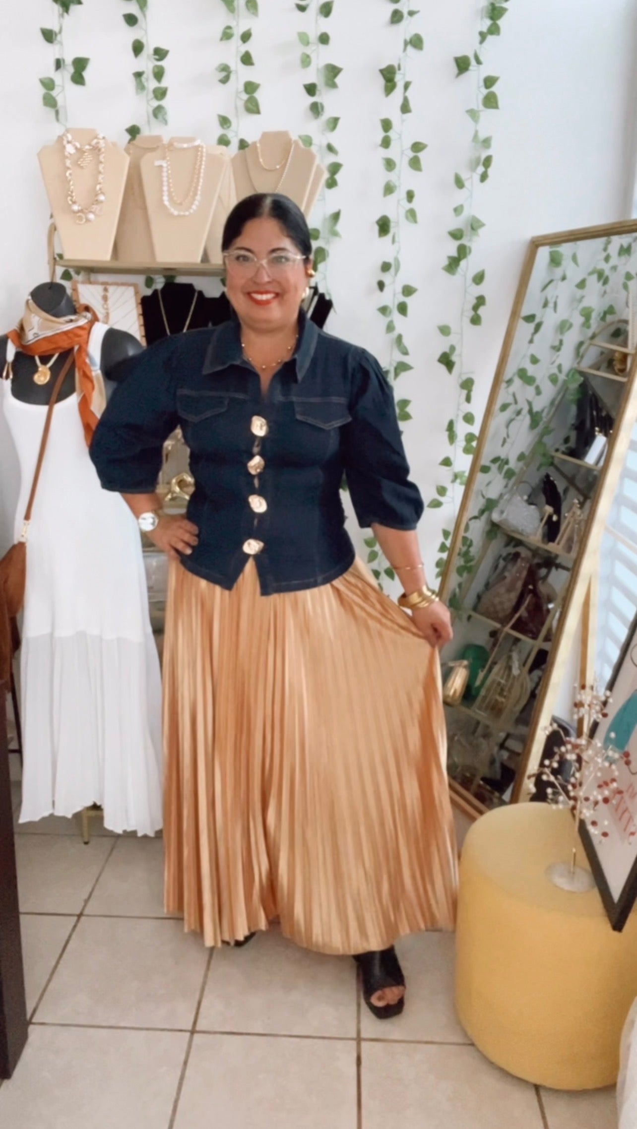 Gold Elastic waistband with belt Skirt