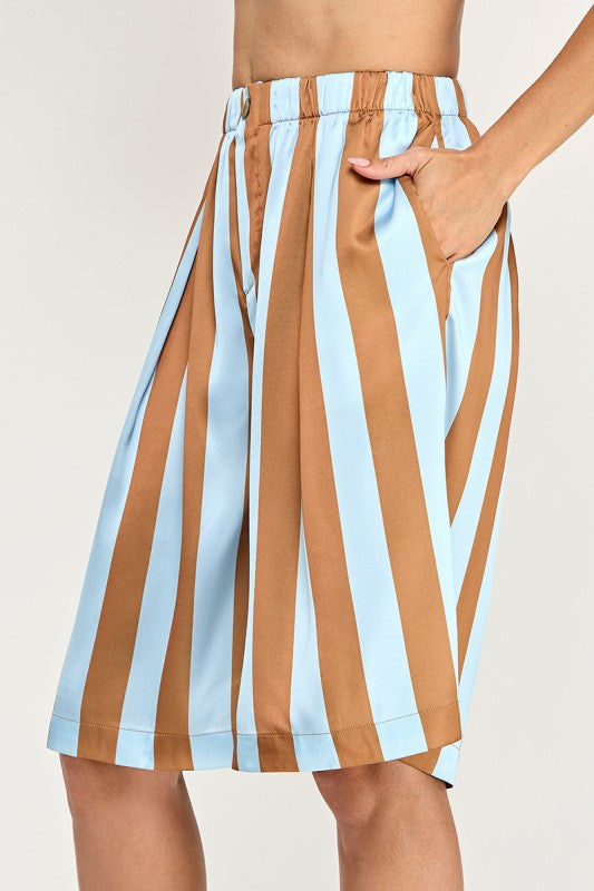 Pre-order Agosto 24 High waisted stripe short pant