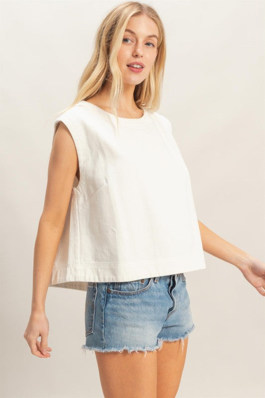 White Denim Top (corre grande)