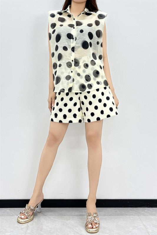 Pre-order June 29Polka Dot Set