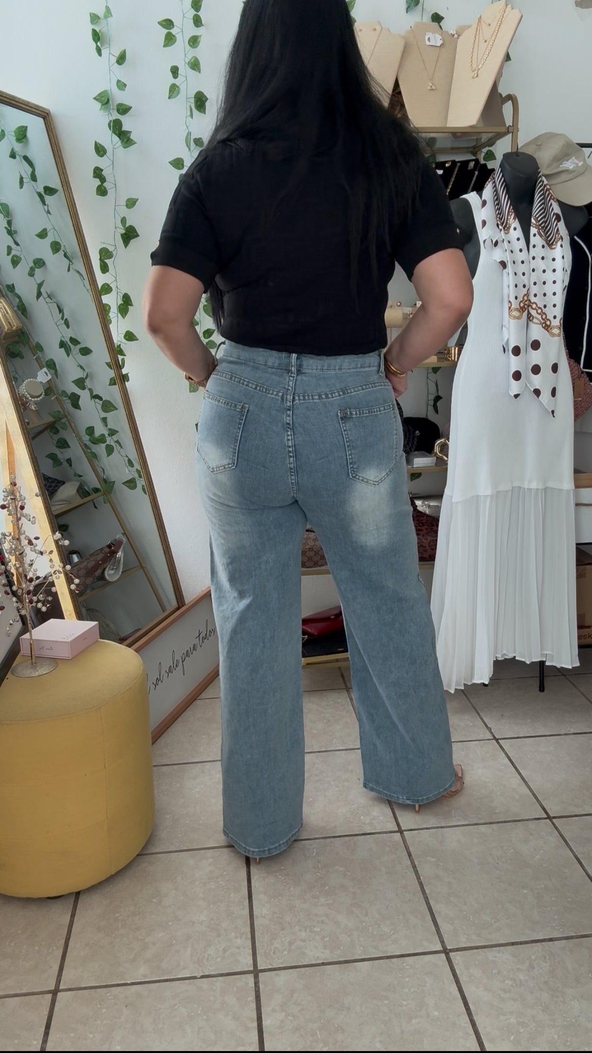 Embroidery Rhinestone Straight Leg Jeans